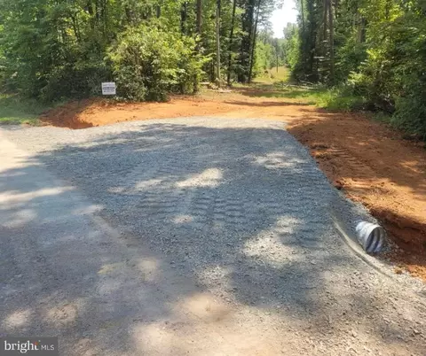 Snake Castle Rd, Sumerduck, VA photo 2