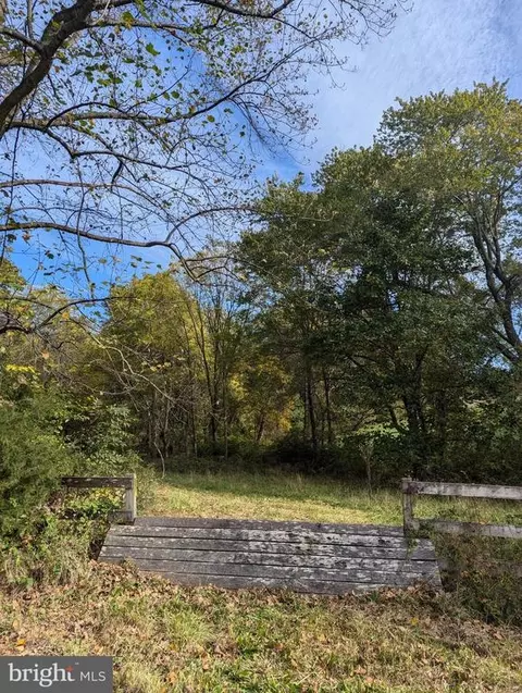 3816 Whiting Rd, Marshall, VA 20115 photo 15