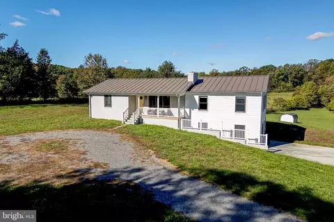 3816 Whiting Rd, Marshall, VA 20115 photo 2