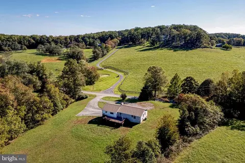 3816 Whiting Rd, Marshall, VA 20115 photo 17