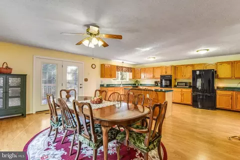 5400 Flintstone Ln, Broad Run, VA 20137 photo 4