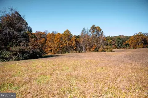 14290 Snake Castle Rd, Sumerduck, VA photo 4