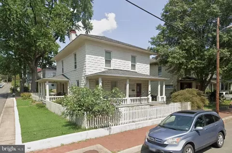 135 Main St, Warrenton, VA 20186