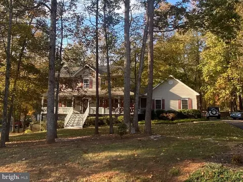 6142 Aurora Ave, Warrenton, VA 20187