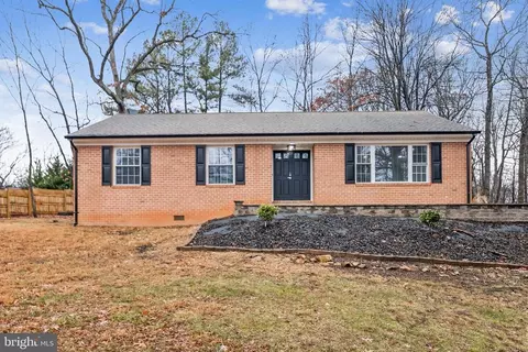5188 S Hill Dr S, Warrenton, VA 20187