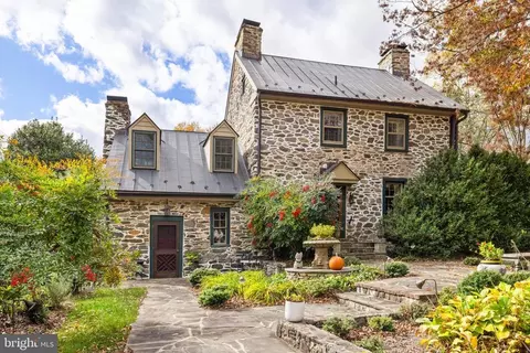 8436 Maidstone Rd, Delaplane, VA 20144