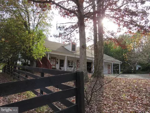 4085 Sumerduck Rd, Sumerduck, VA 22742 photo 20