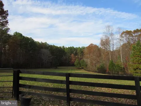 4085 Sumerduck Rd, Sumerduck, VA 22742 photo 21