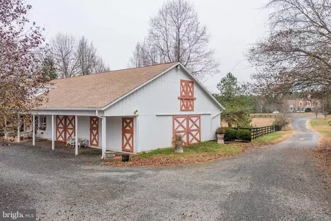 4085 Sumerduck Rd, Sumerduck, VA 22742 photo 70