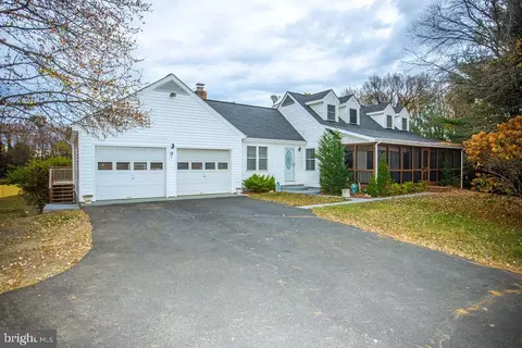 5744 Germantown Rd, Midland, VA 22728