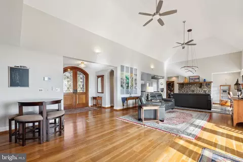 3624 Leeds Manor Rd, Markham, VA 22643 photo 7