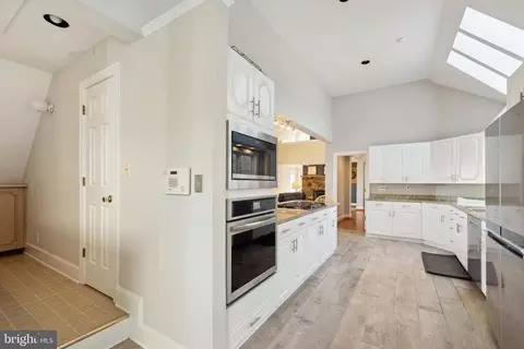 3624 Leeds Manor Rd, Markham, VA 22643 photo 15