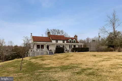 7054 Wilson Rd, Warrenton, VA 20186