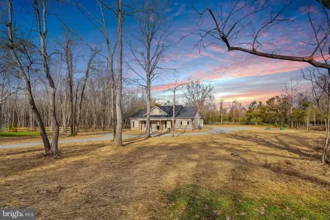 5172 Albrecht Ln, Warrenton, VA 20187