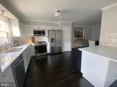 559 Tiffany Ct, Warrenton, VA 20186