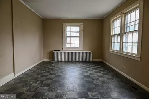 8556 Anderson Ave, Marshall, VA 20115 photo 2