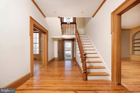 2224 Crenshaw, Marshall, VA 20115 photo 11