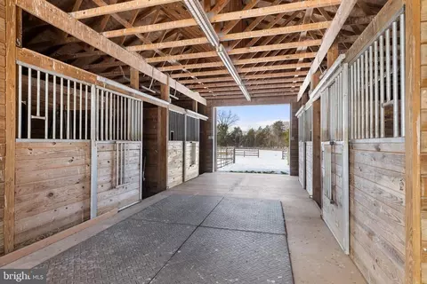 10722 Elk Run Rd, Catlett, VA 20119 photo 25