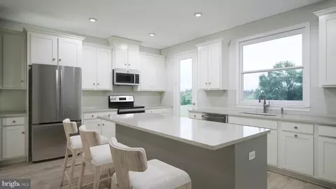 8675 Anderson Ave, Marshall, VA 20115 photo 3