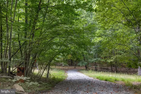 Bull Run Mountain Rd, The Plains, VA