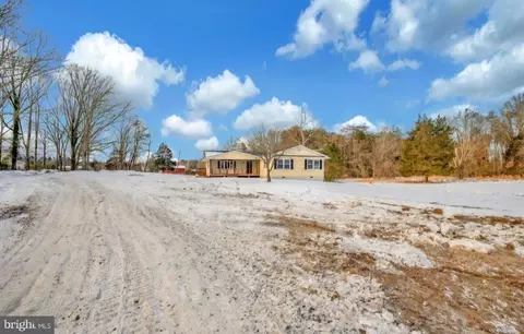 9718 Meetze Rd, Midland, VA 22728