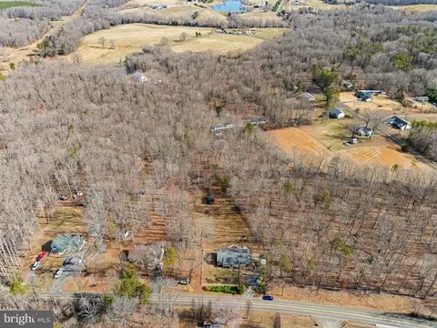 5458 Sumerduck Rd, Sumerduck, VA 22742 photo 40