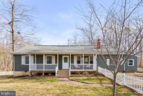 5458 Sumerduck Rd, Sumerduck, VA 22742 photo 2