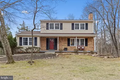6744 Settlers Ridge Rd, Warrenton, VA 20187