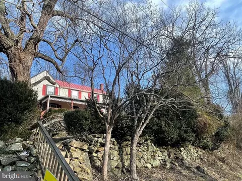 6287 Old Zion Rd, Warrenton, VA 20187