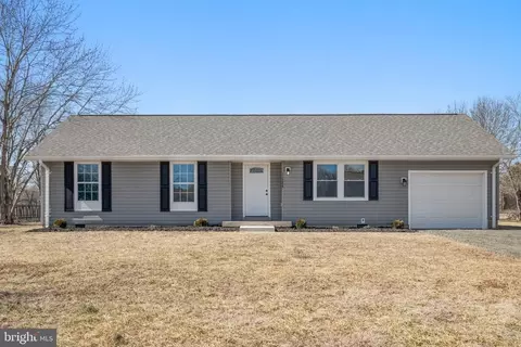 11246 Edgewood Dr, Bealeton, VA 22712