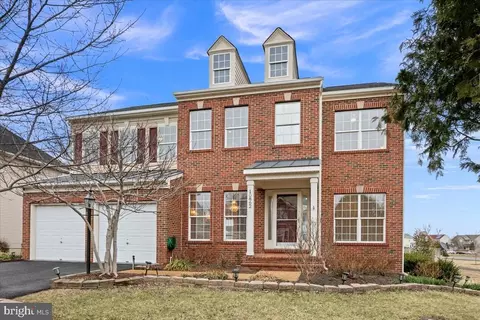 10862 King Nobel Ln, Bealeton, VA 22712