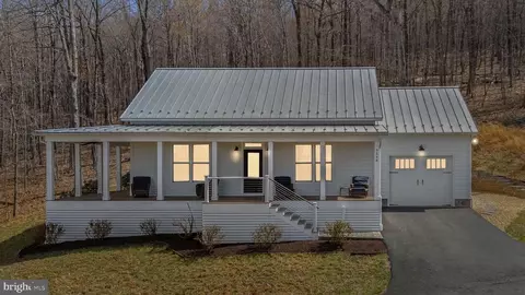 9550 Poorhouse Rd, Marshall, VA 20115 photo 3