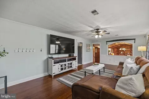 4078 Rectortown Rd, Marshall, VA 20115 photo 8