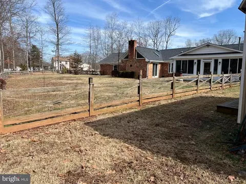 8128 Overlook Ct, Catlett, VA 20119 photo 2