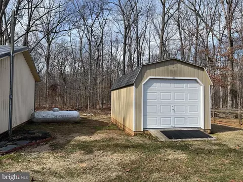 8128 Overlook Ct, Catlett, VA 20119 photo 7