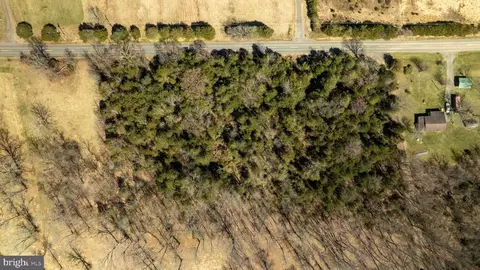 8772 Old Dumfries Rd, Catlett, VA photo 15