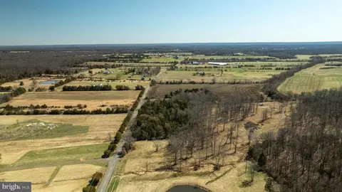 8772 Old Dumfries Rd, Catlett, VA photo 10