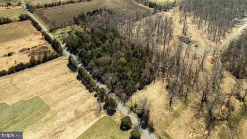 8772 Old Dumfries Rd, Catlett, VA photo 7