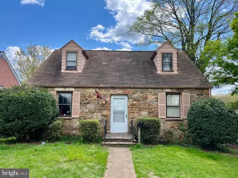 39 S Chestnut St S, Warrenton, VA 20186