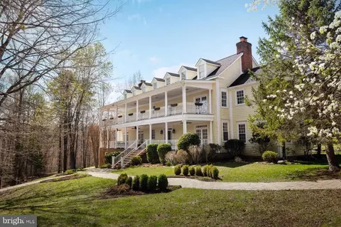 5930 Wilson Rd, Marshall, VA 20115
