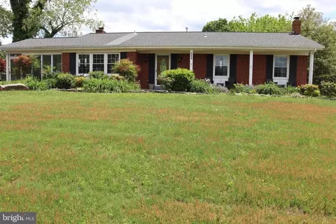 229 Dover Rd, Warrenton, VA 20186