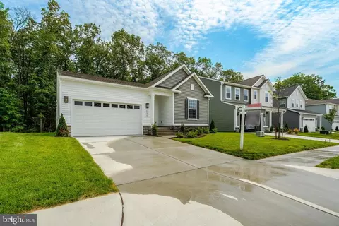 4170 Foxhaven Dr, Bealeton, VA 22712