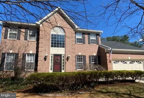 115 English Chase Ln, Warrenton, VA 20186