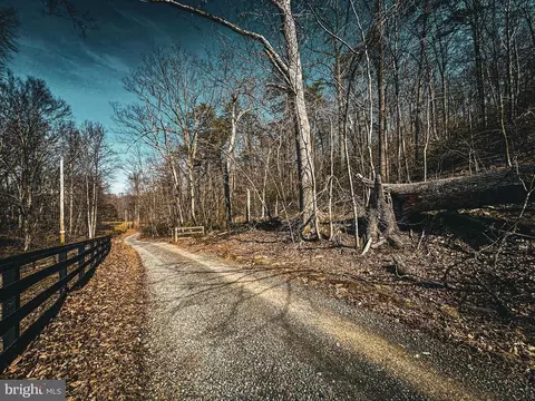 Hidden Springs Dr, Marshall, VA photo 10