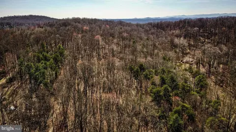 Hidden Springs Dr, Marshall, VA photo 2