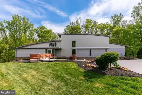 5553 Beverleys Mill Rd, Broad Run, VA 20137 photo 2