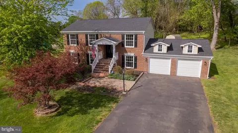 7199 Spotsylvania St, Warrenton, VA 20187