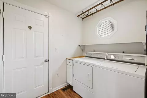 5722 Pond View Ln, Broad Run, VA 20137 photo 32