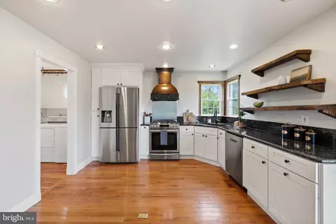 5722 Pond View Ln, Broad Run, VA 20137 photo 28