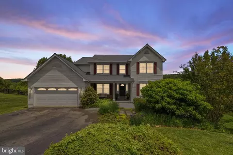 5722 Pond View Ln, Broad Run, VA 20137